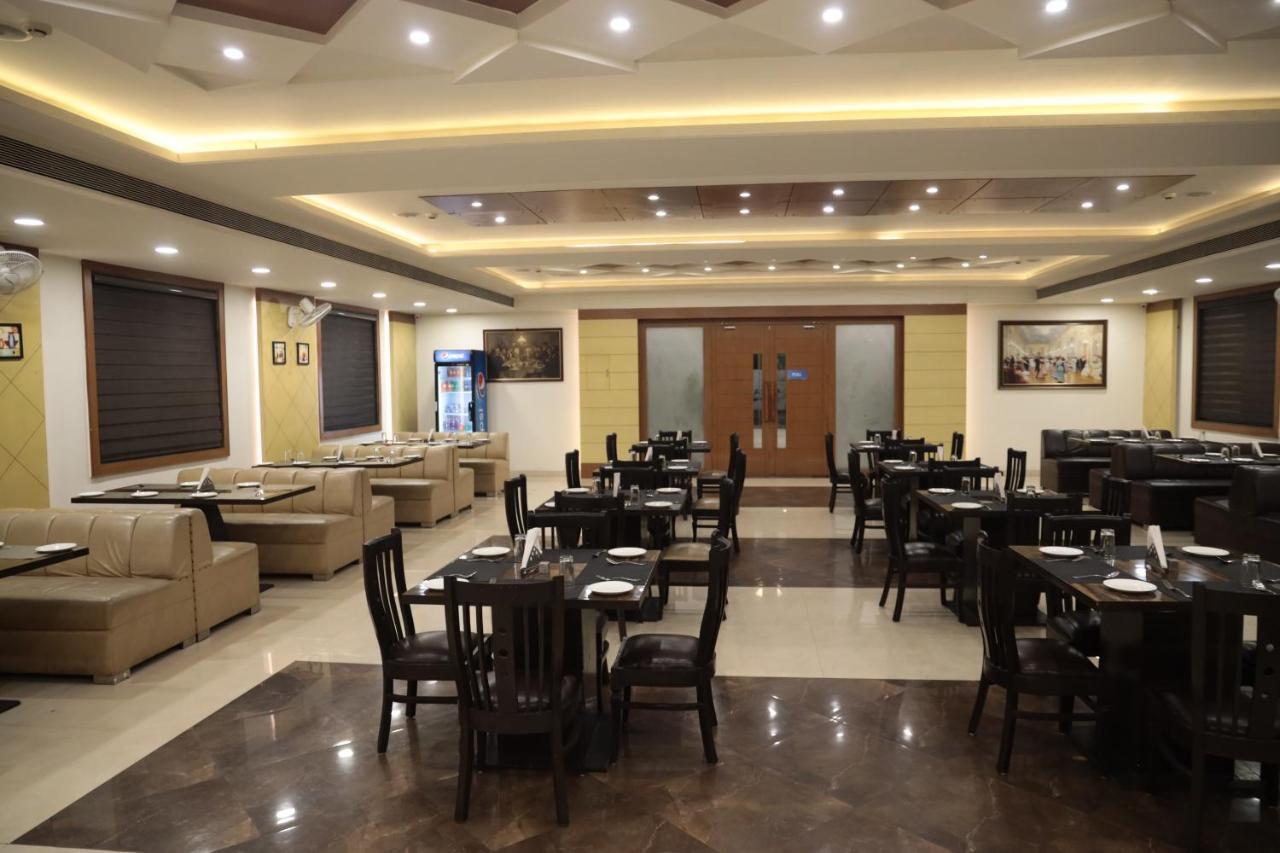 Hotel La Pearl Naiapura Zewnętrze zdjęcie